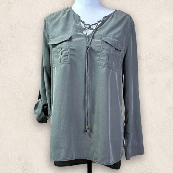CHICO'S Gray Size 1 (Med) Secretly Smooth Linda Top Lace-Up Long Sleeve Roll Tab - Picture 2 of 7